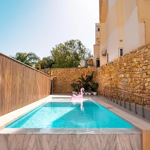 spinola-stays.hotelssaintjulians.com/