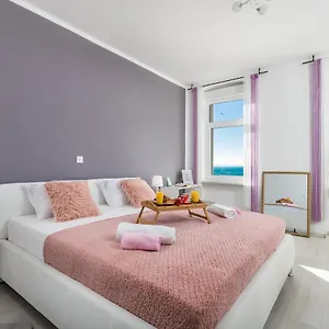 apartment-lucia-rijeka.primorje-gorskikotar.com/