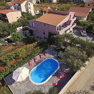 With Private Pool Apartament